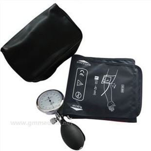 बड़े वयस्क मैनुअल रक्तचाप कफ, दबाव गेज और मुद्रास्फीति बल्ब गहरे नीले रंग के साथ एकल ट्यूब कफ।